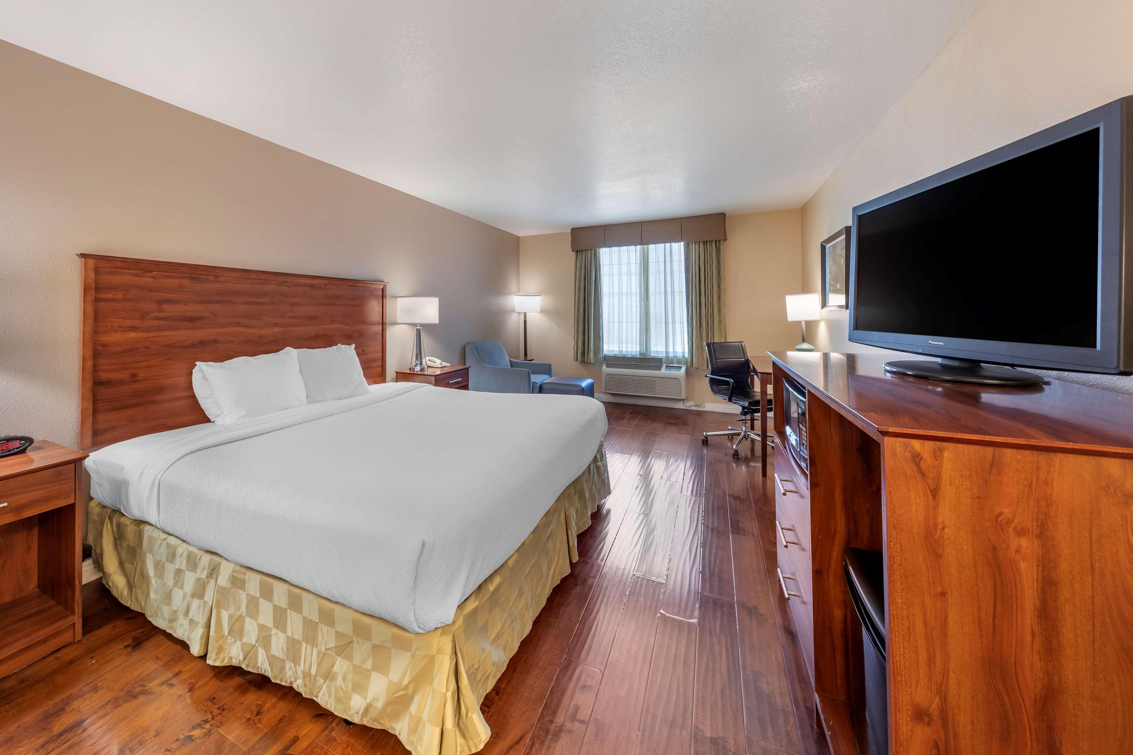 Best Western Plus John Jay Inn & Suites Palmdale Esterno foto